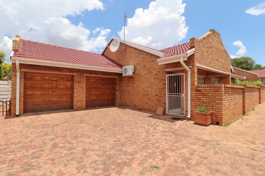 3 Bedroom Property for Sale in Oudorp North West